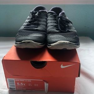 NIKE FREE 5.0 YOUTH